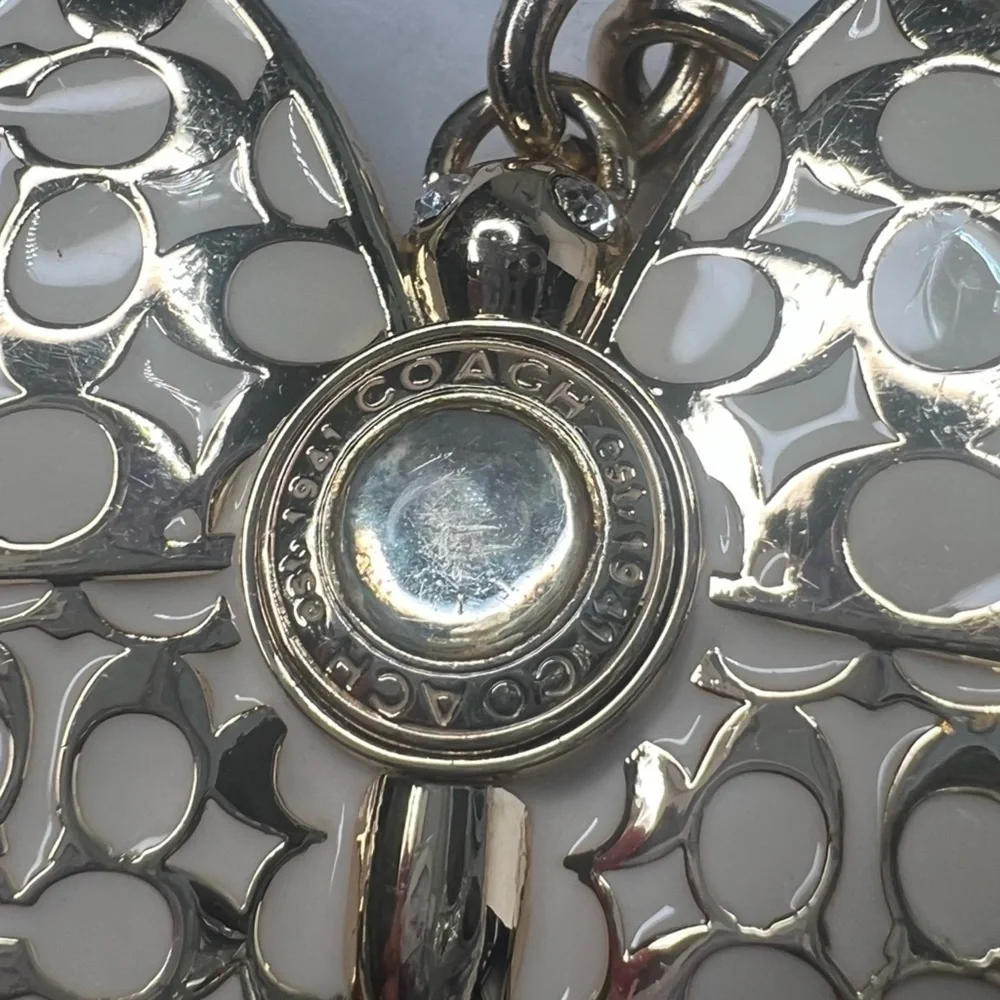 Coach Butterfly White and Gold Enamel Metal Keychain Fob Charm Rare